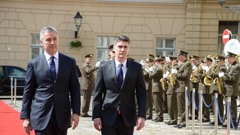 Predsjednik Vlade Milanović s predsjednikom Vlade Crne Gore Đukanovićem: Krećemo s istraživanjem nafte i plina u Jadranu